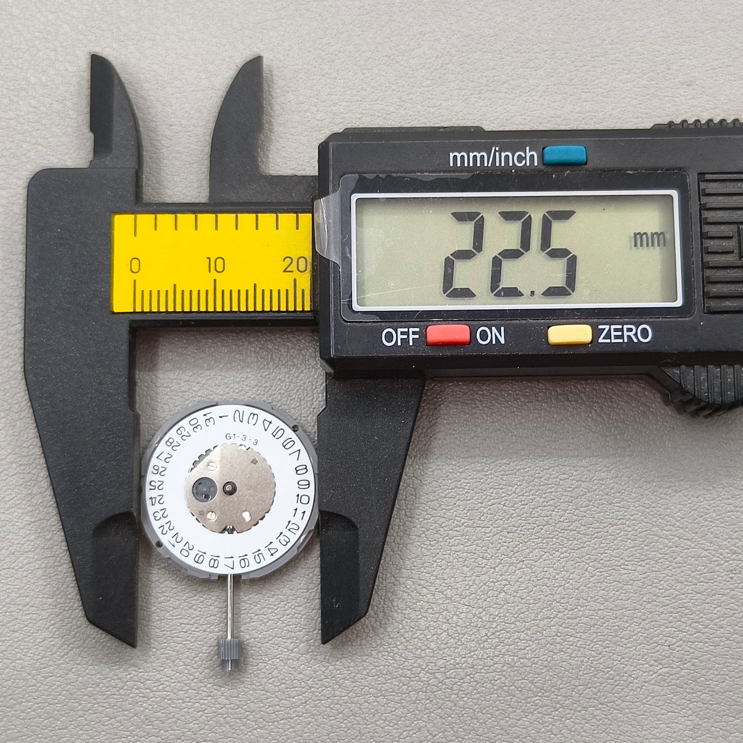 Japan Miyota GM17 Quartz Movement Date@3 Replacement of GM15