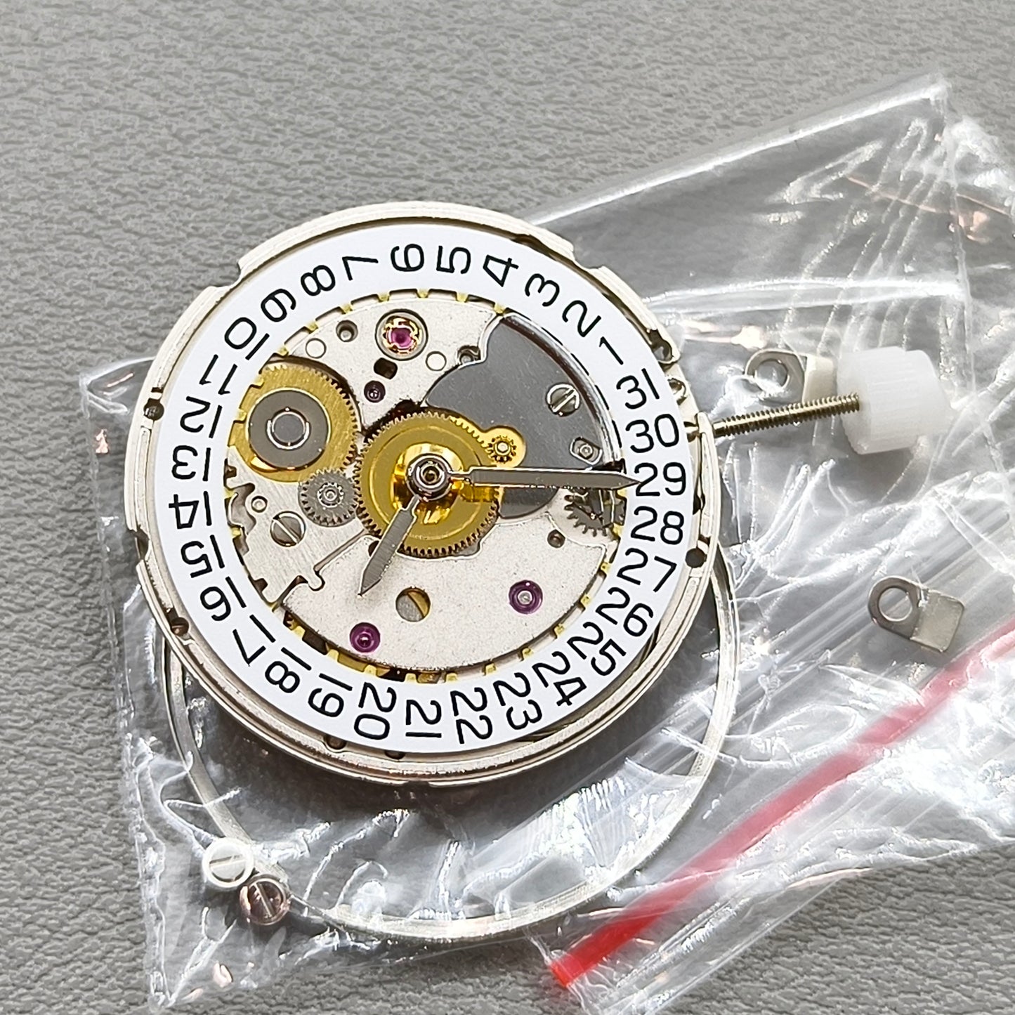 Silver No Carved Dandong 2824 Mechanical Movement ETA 2824-2 Replacement