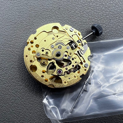 Japan Miyota 82S5 self-winding mechanical watch movement with 21 golden jewels, precision craftsmanship.