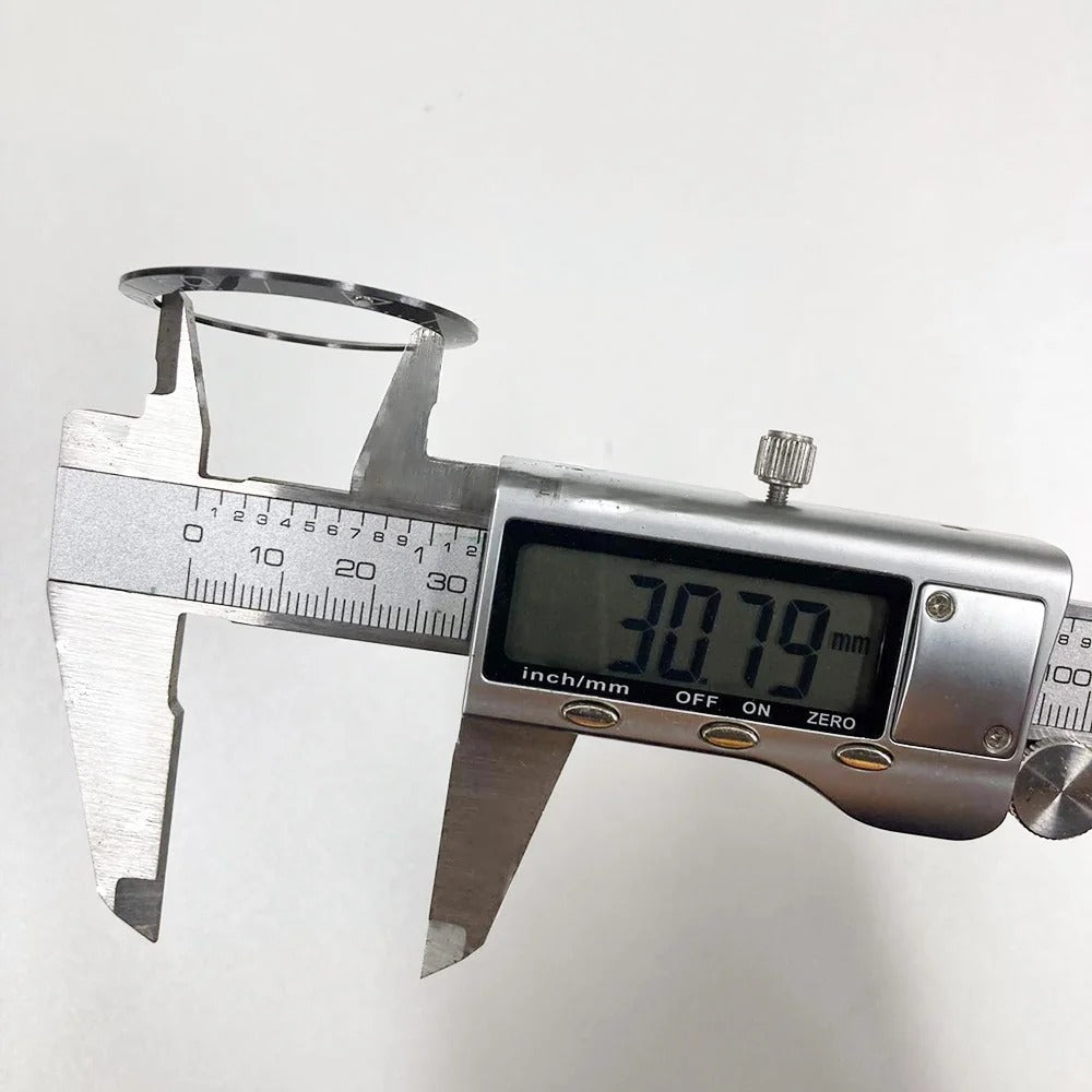 Sloping ceramic bezel insert 38x30.8mm for divers watches, super luminous, durable replacement part.