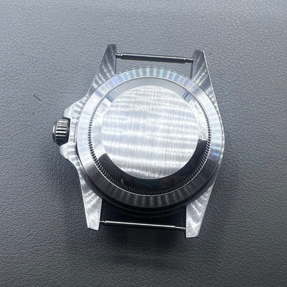 39.5mm stainless steel waterproof watch case with sapphire glass, compatible with NH35/36 movements.