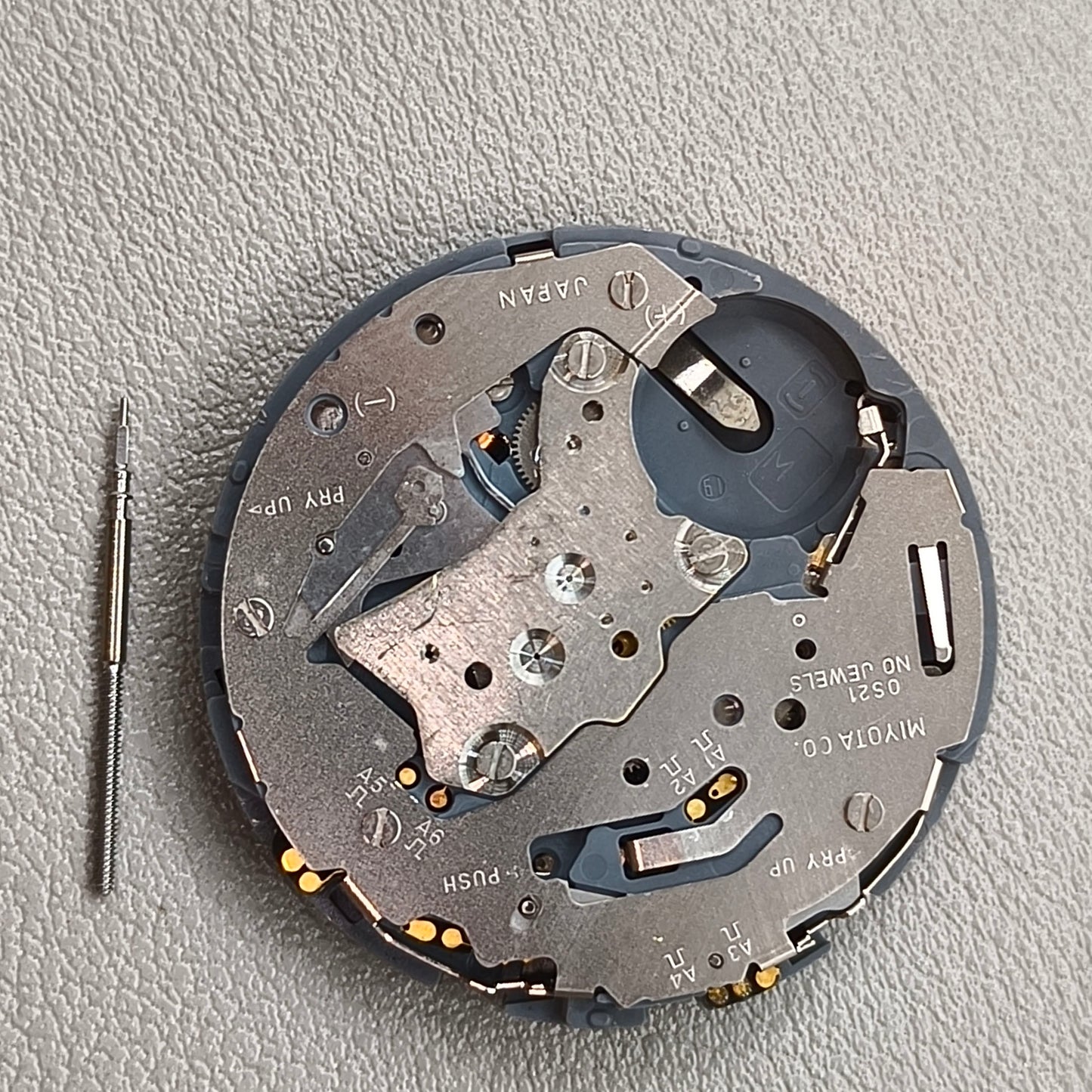 Japan Miyota OS21 0S21 Watch Quartz Movement Date@6