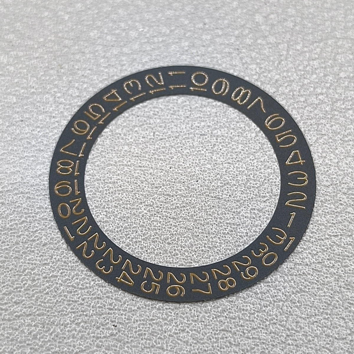 2 PIECES Black Background Golden Character Date Disk Date Wheel for NH35 NH36