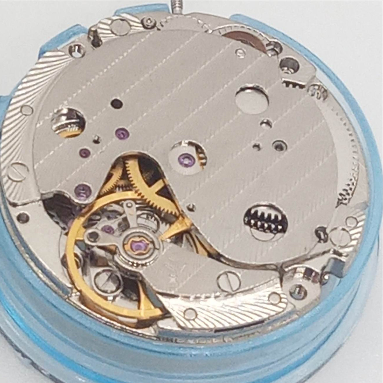 Tianjin T17 ST17 hand-winding mechanical watch part with 2 hands, no calendar, for precise timekeeping.