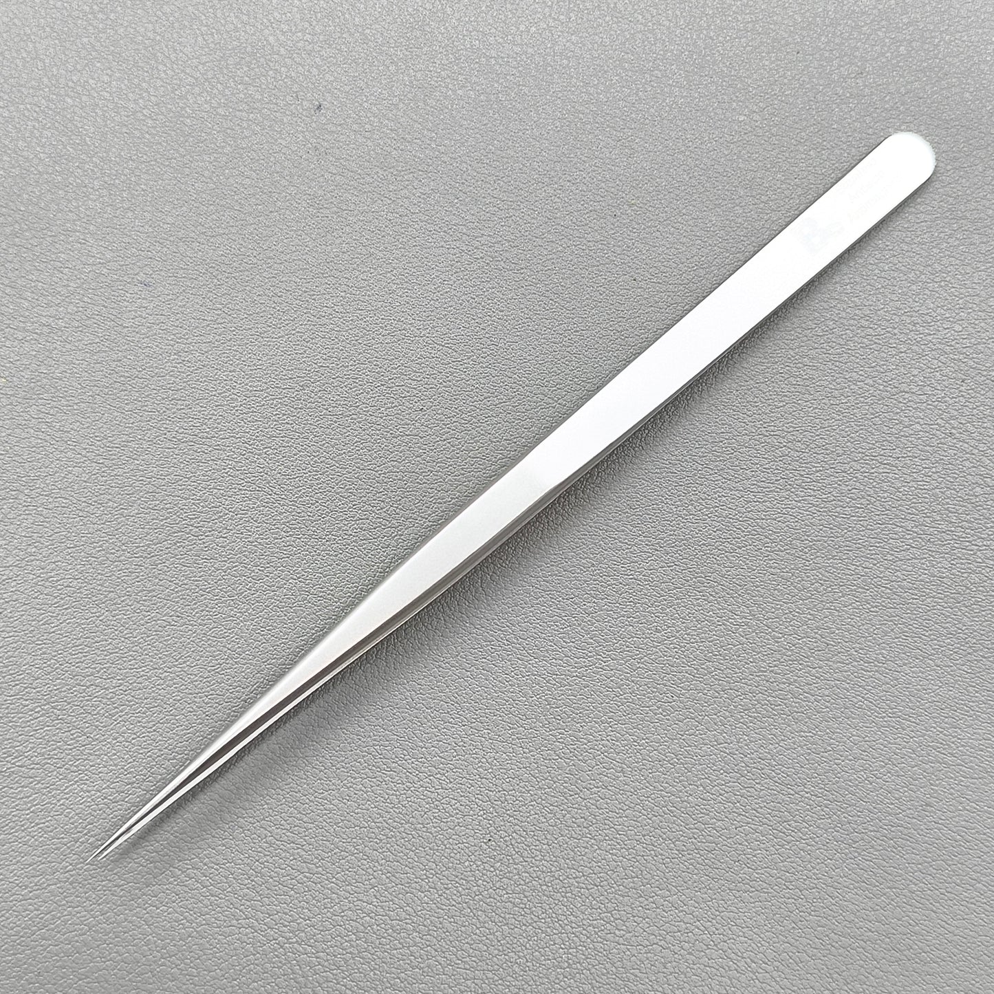 Swiss Bergeon 7026-SS Antimagnetic Tweezer Narrow and Fine Points L : 140mm