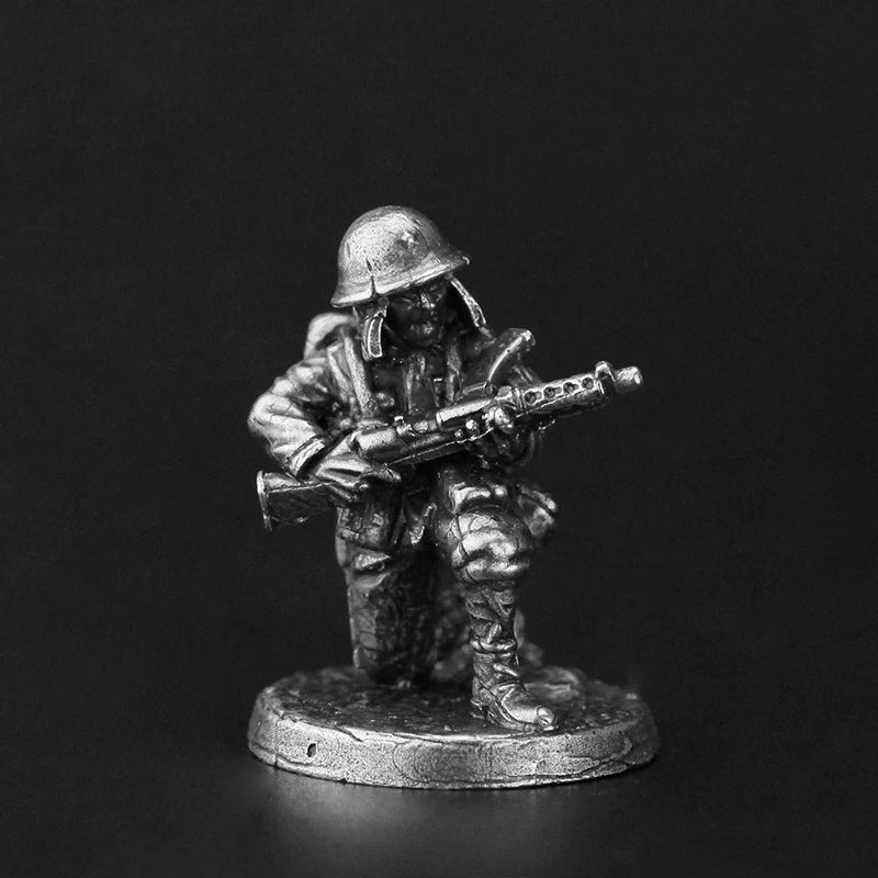 White Brass Figurine WWII SMG Gunner Miniature - Kneeling Drum Magazine Figure