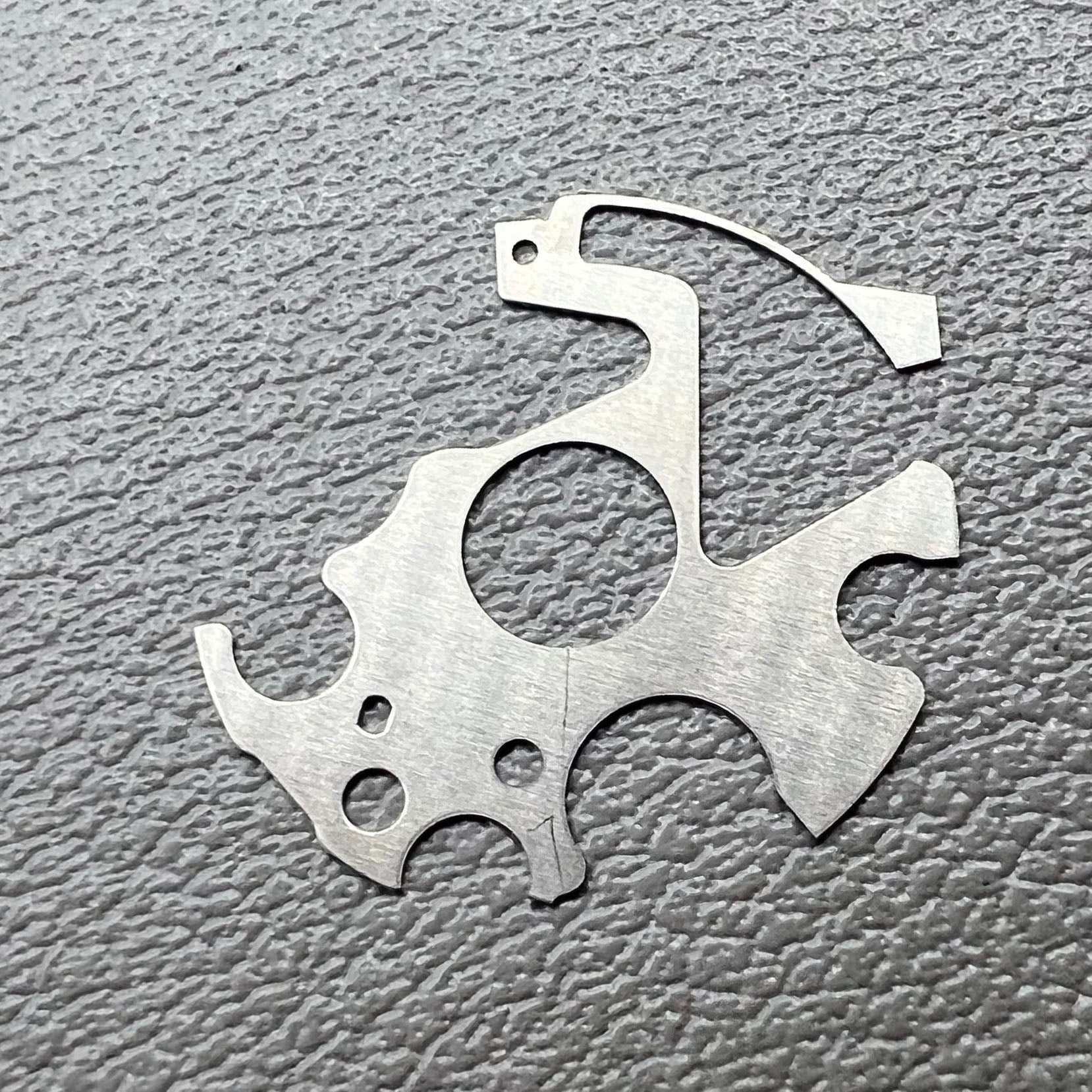 Date Jumper Splint for Seiko NH35 NH36 movement, precision watch part for reliable time adjustment.