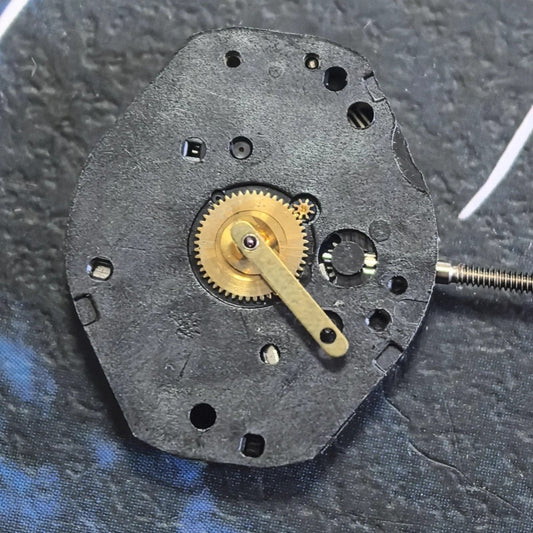 Swiss Made ETA802.104 quartz watch part, 3 hands, precision movement for repair and replacement.