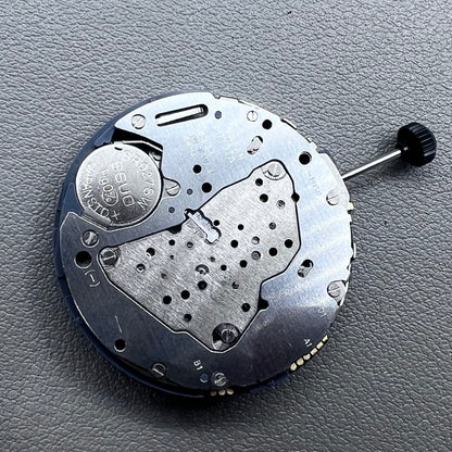 Japan Miyota 6S21 quartz watch movement with date display at 6 o?clock, reliable and precise accessory.