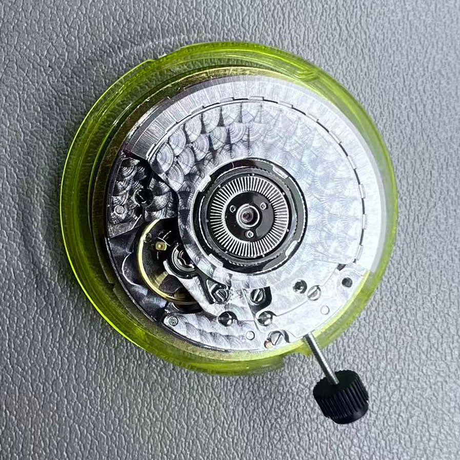 Seagull ETA 2892A2 automatic watch movement with calendar window for precise timekeeping