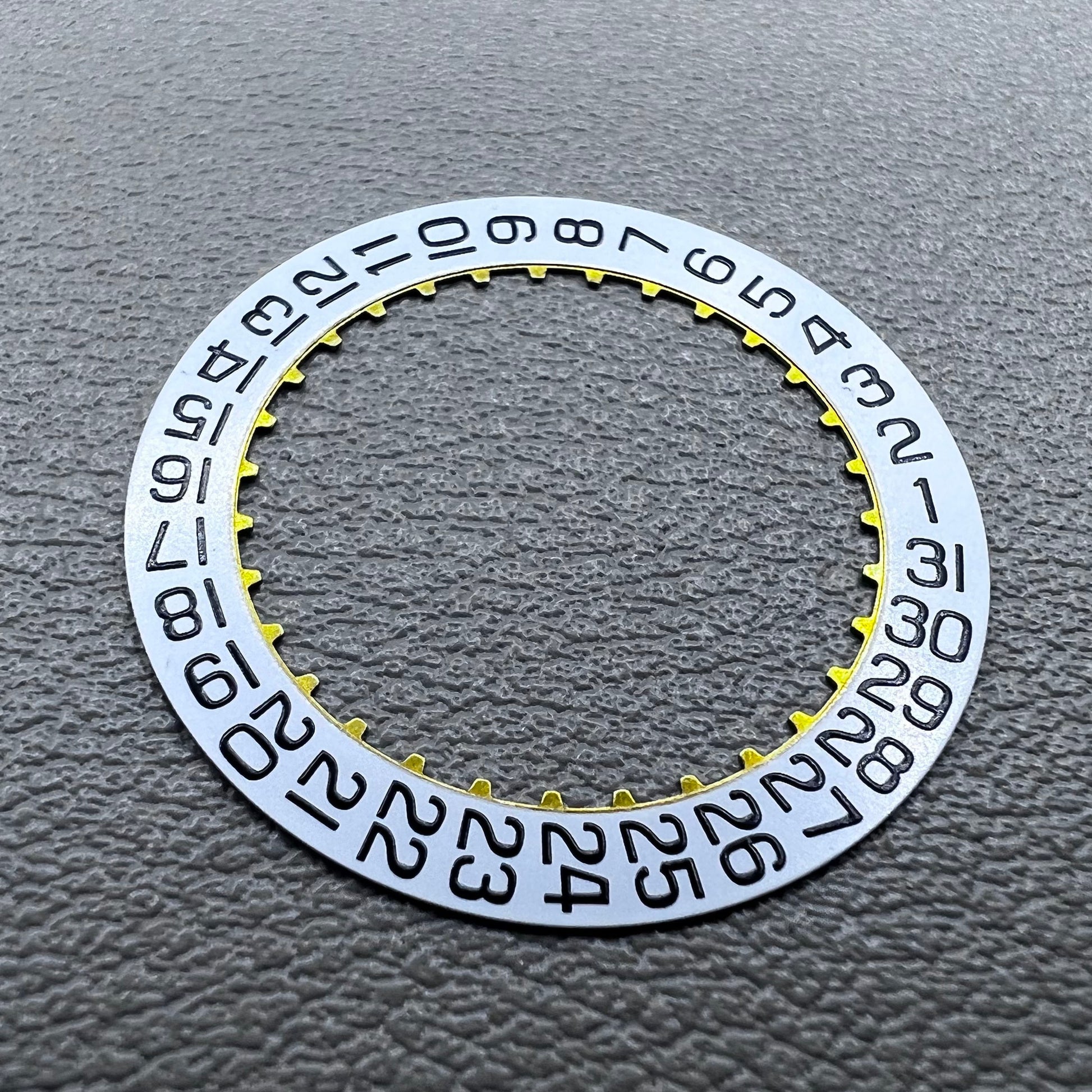 White Week Wheel with Date at 3 o?clock for SW200 Movement, generic replacement part