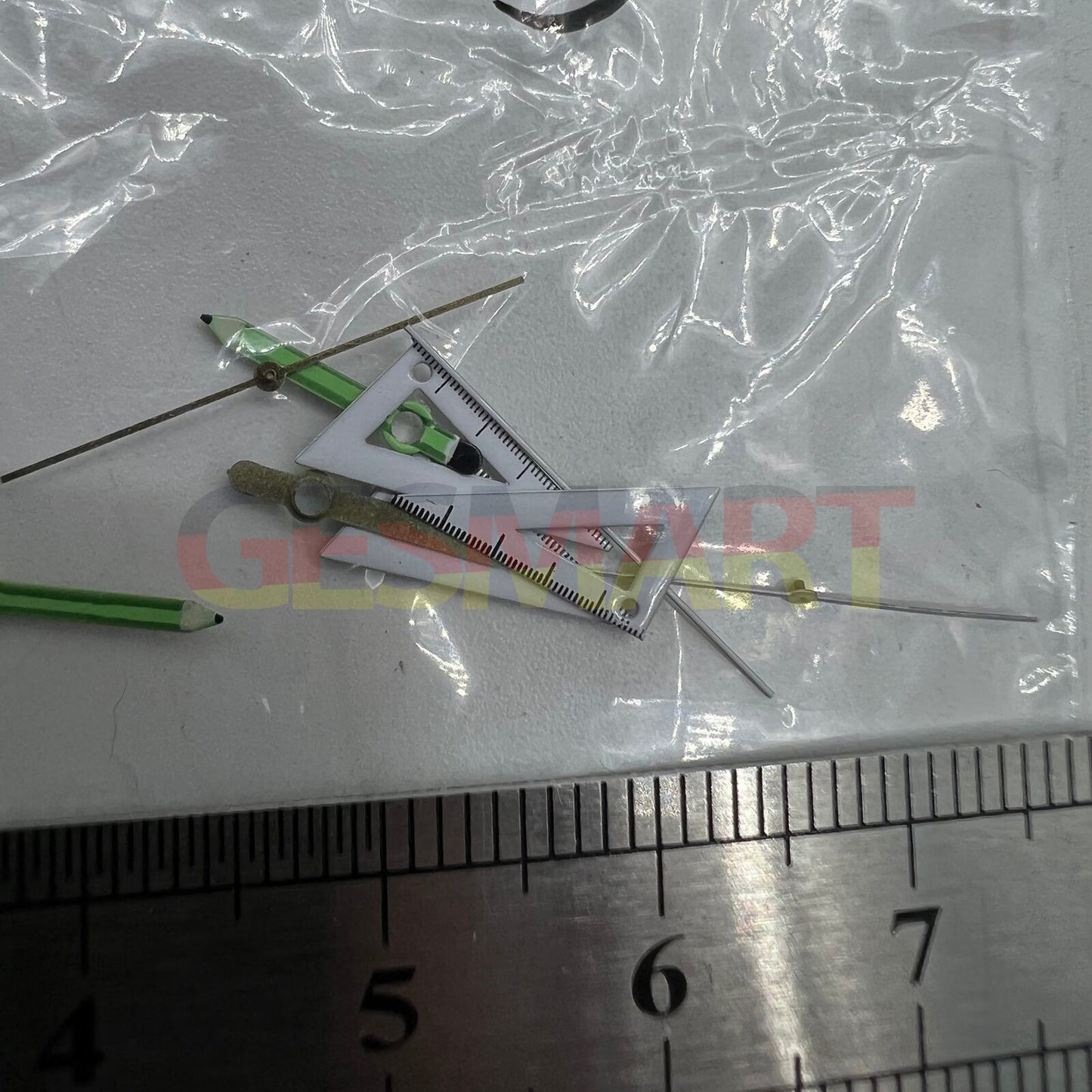 Triangular ruler-style irregular watch hands for Miyota 2035 quartz, sleek design and precise timekeeping