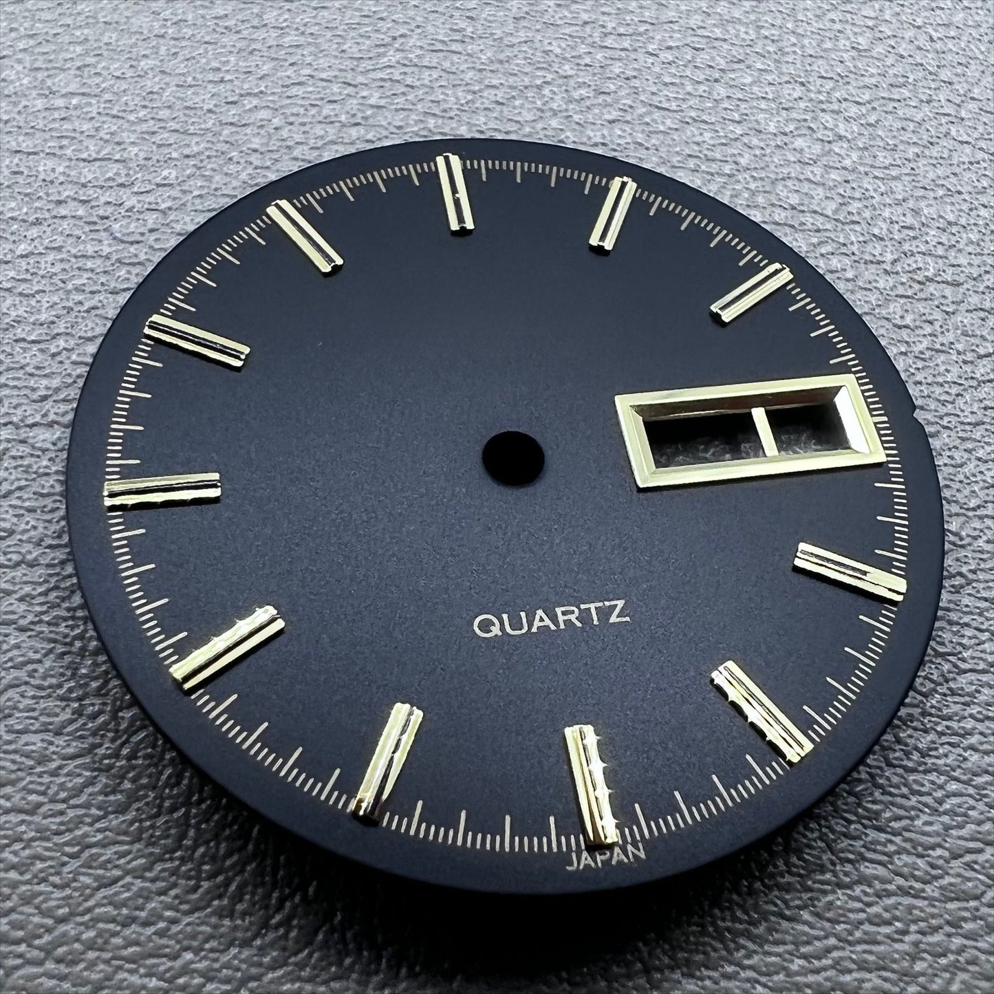 28.5mm Black No Lume Golden Nail Datejust Modified Watch Dial for 2305 Movement