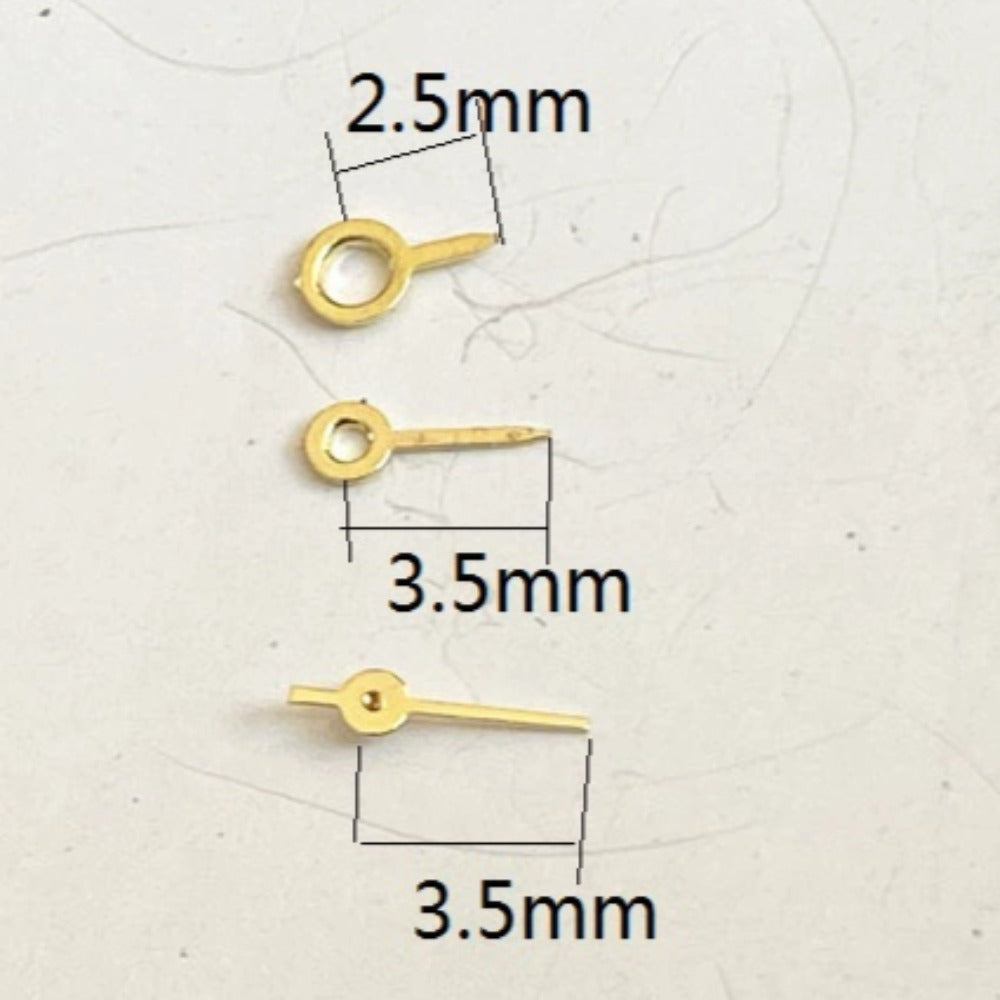 Short golden watch hands set, 3.5x3.5x2.5mm, compatible with Miyota 2035 quartz movements.