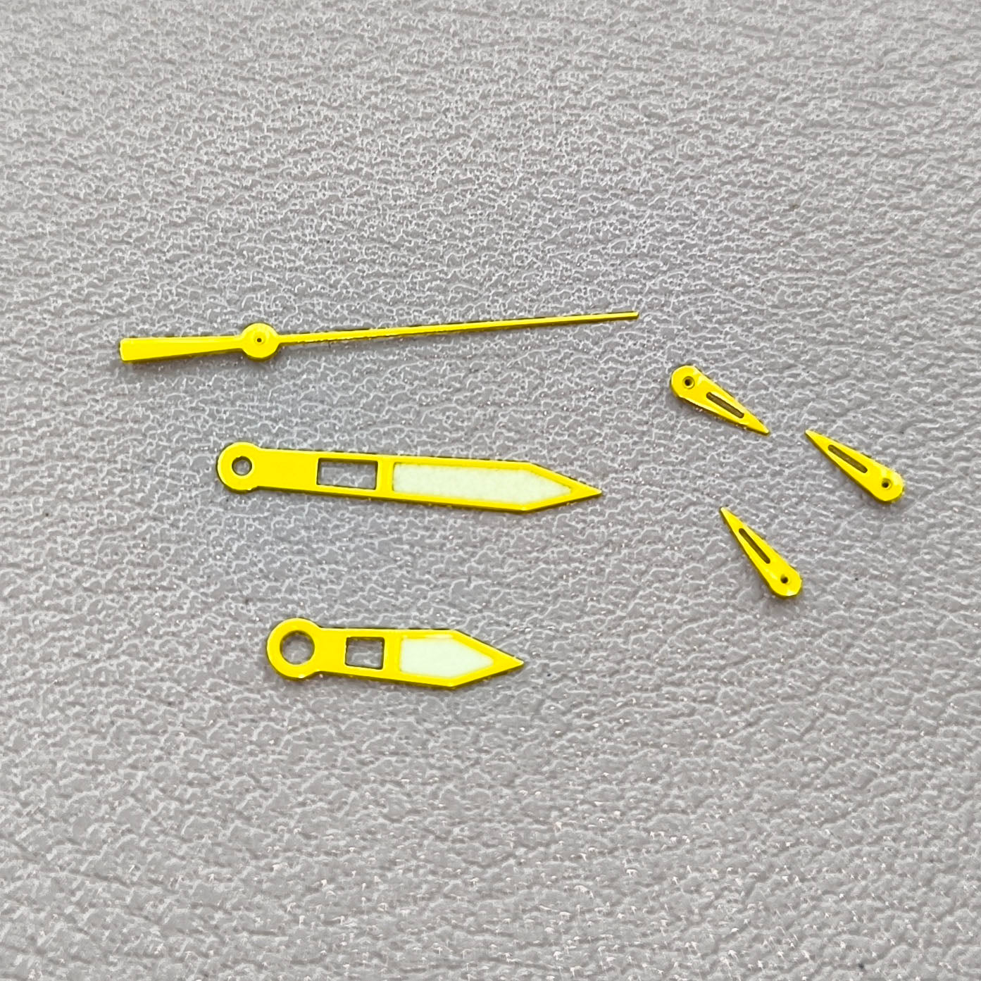 2 Sets/Pack Yellow Trim with Green Lume Watch Hands for Miyota OS10 0S10 Movement