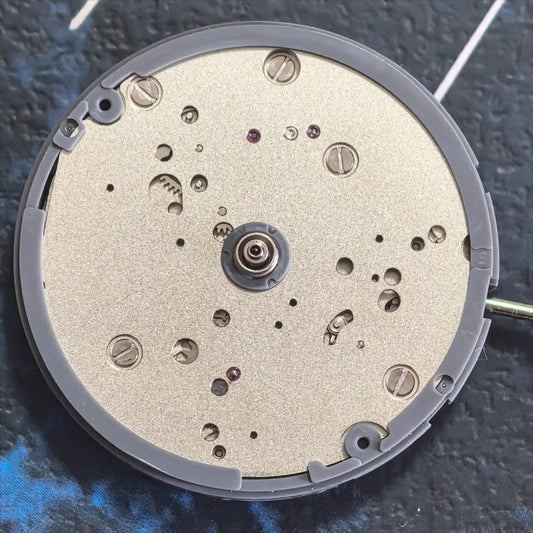 Epson NE57.A mechanical watch movement, Japan-made, no calendar, precise stock mechanism.