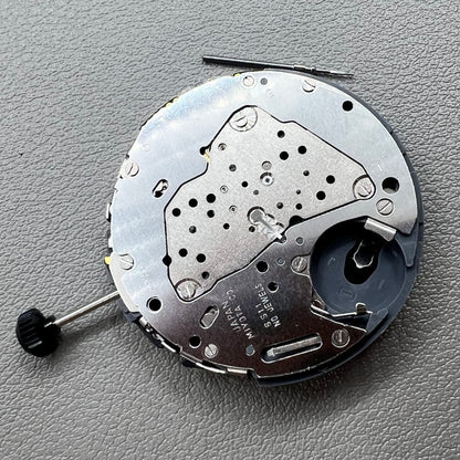 Japan Miyota 6S11 quartz watch movement featuring 2 hands, date at 3, small seconds at 6 and 12 positions.
