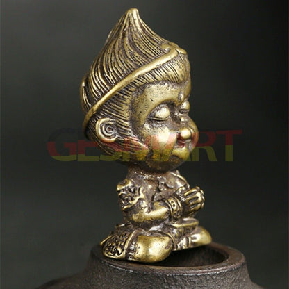 Solid copper Sun WuKong trinket, vintage hand-carved bronze figurine, detailed craftsmanship.