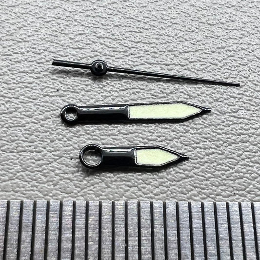 Grünes Lume Zeigerset mit schwarzer Umrandung für Miyota 8215 8205 ETA 2824