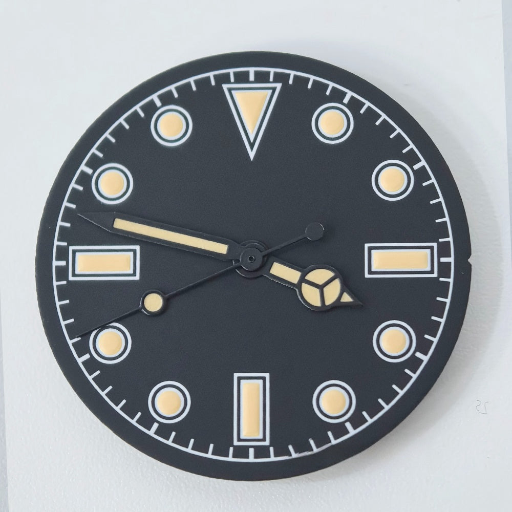 Vintage No Calendar watch dial with green lume and black trim hands, compatible with NH34 NH35 movements.