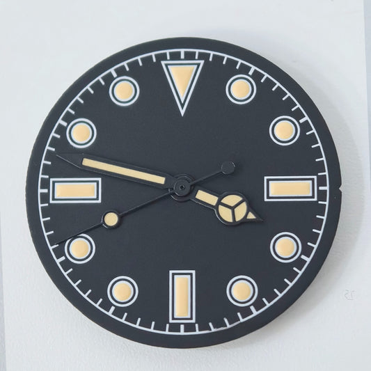 Vintage No Calendar watch dial with green lume and black trim hands, compatible with NH34 NH35 movements.