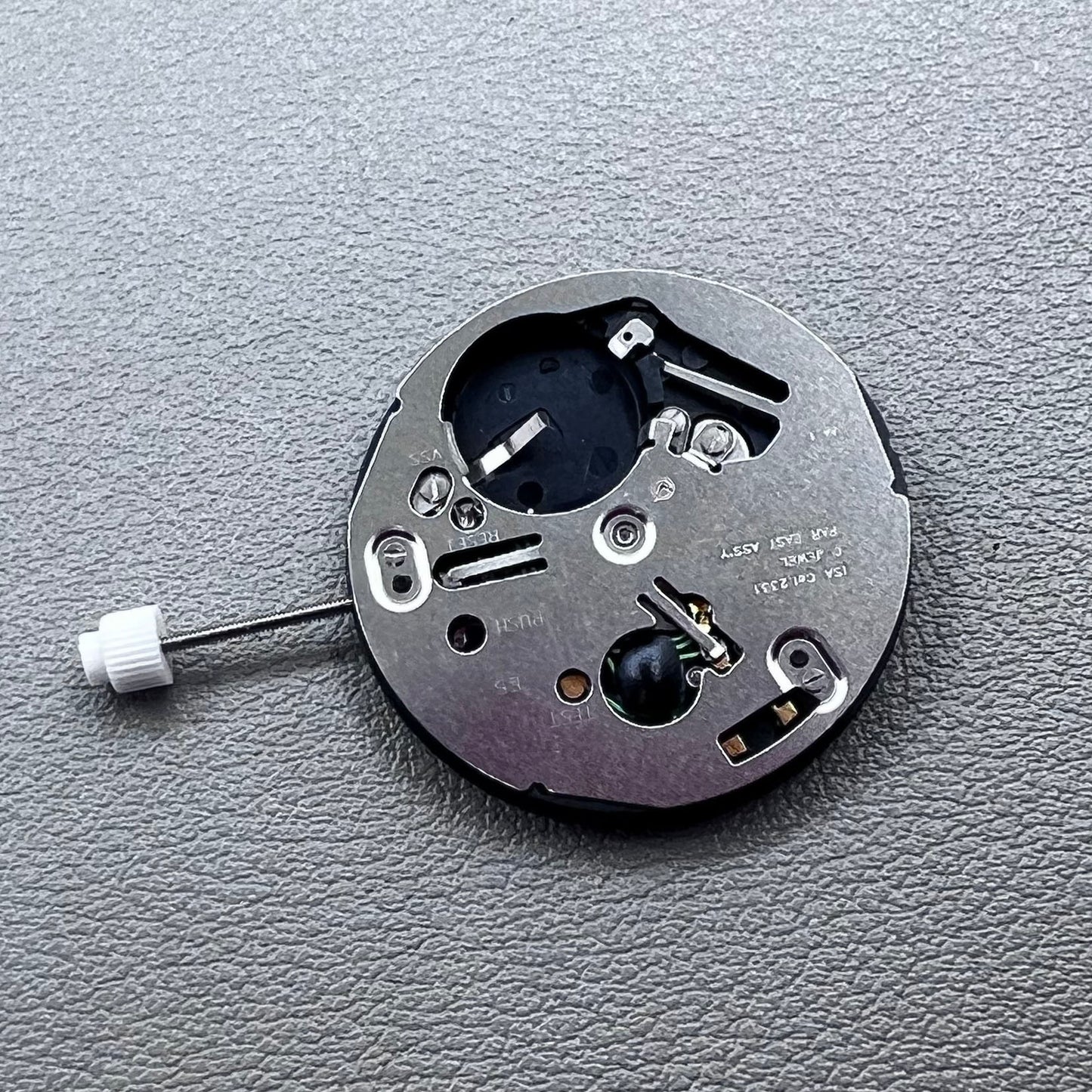 Swiss ISA 2330 Watch Quartz Movement 3 Hands Date@3