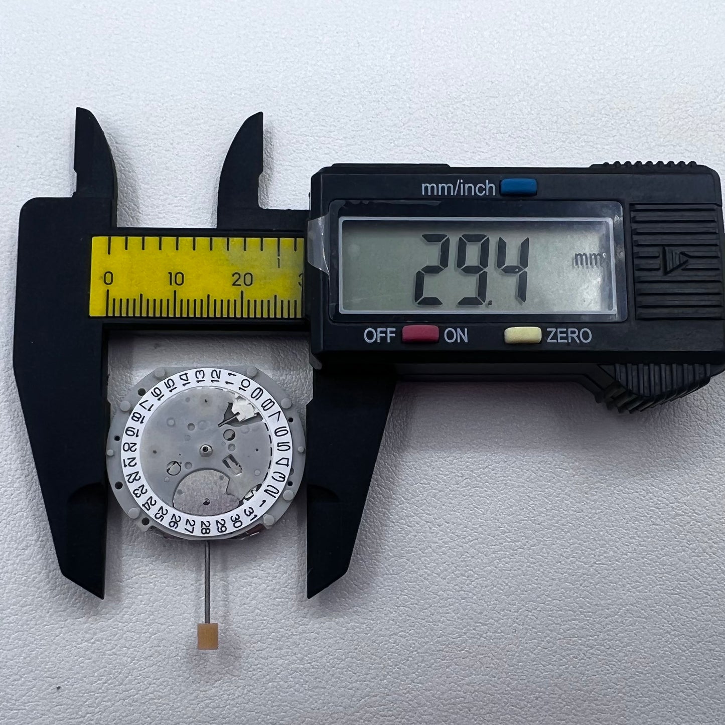 2 PIECES SL70 Watch Quartz Movement Small Second@3/6/9 Movement