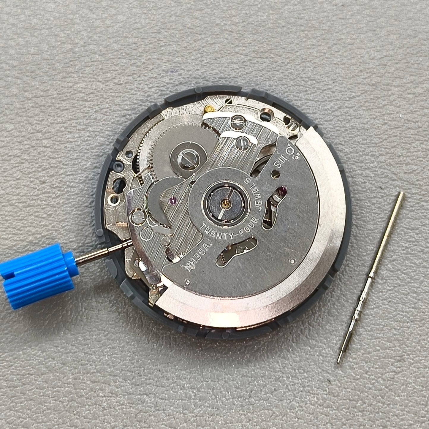 Black English Letter Seiko NH36 NH36A Mechanical Movement Week Crown@3.8
