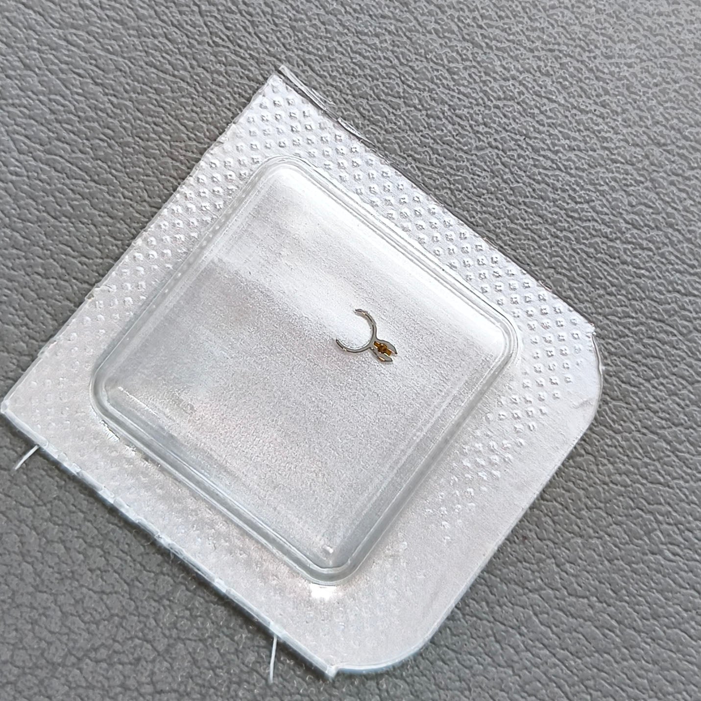 Replacement Balance Wheel Splint Fit for Swiss ETA 2000 Movement