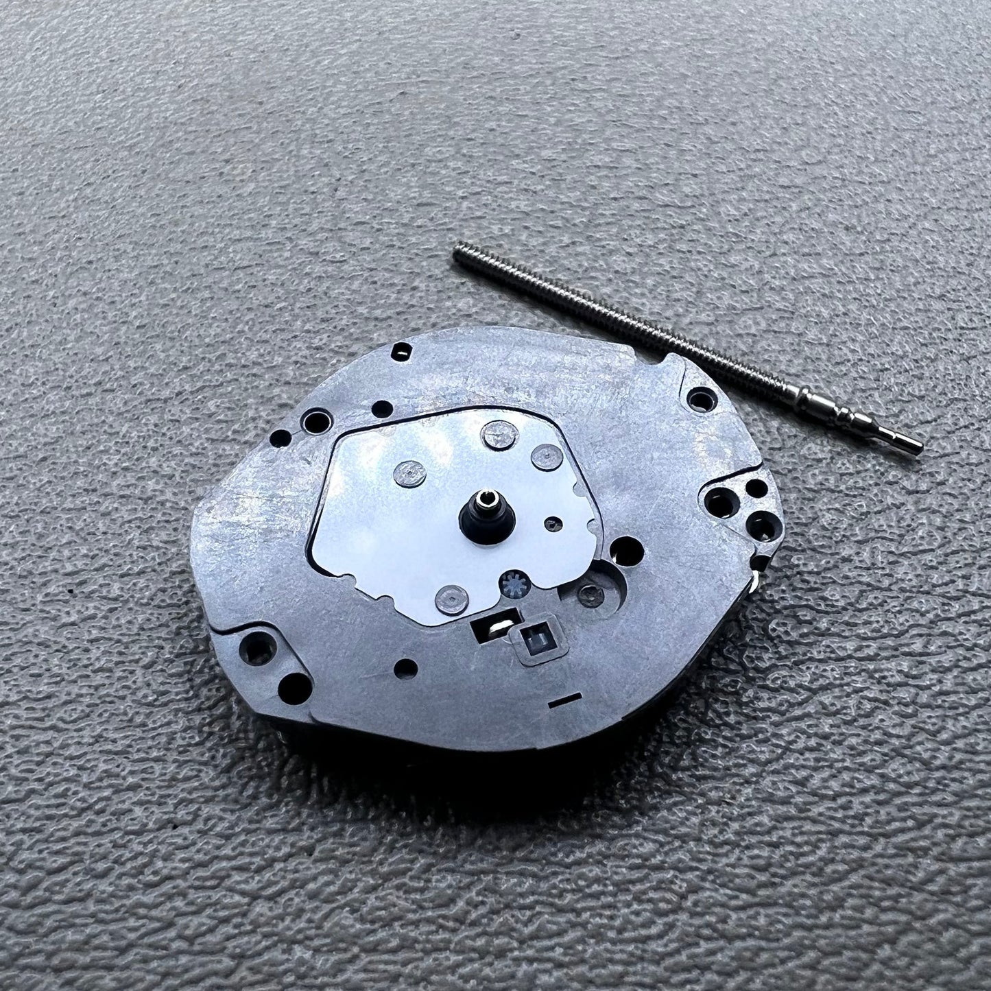 2 PIECES Japan AL55 Watch Quartz Movement 3 Hands