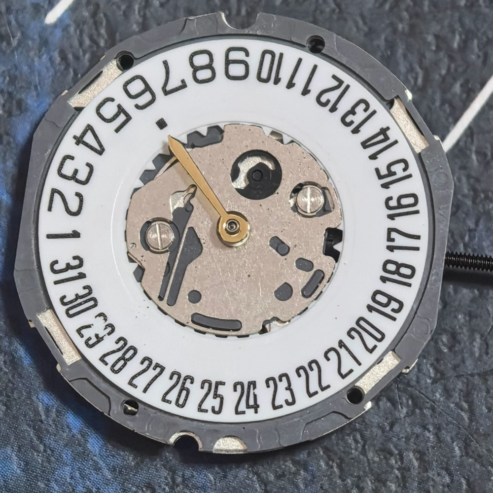 Japan Made 5D20 Quartz Movment 3 Hands Watch Part Date At 6