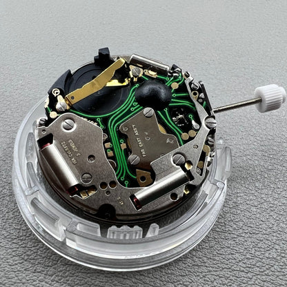 Swiss ISA 8172 quartz watch movement replacement with date at 6 o'clock, precise timekeeping by Swiss ISA.