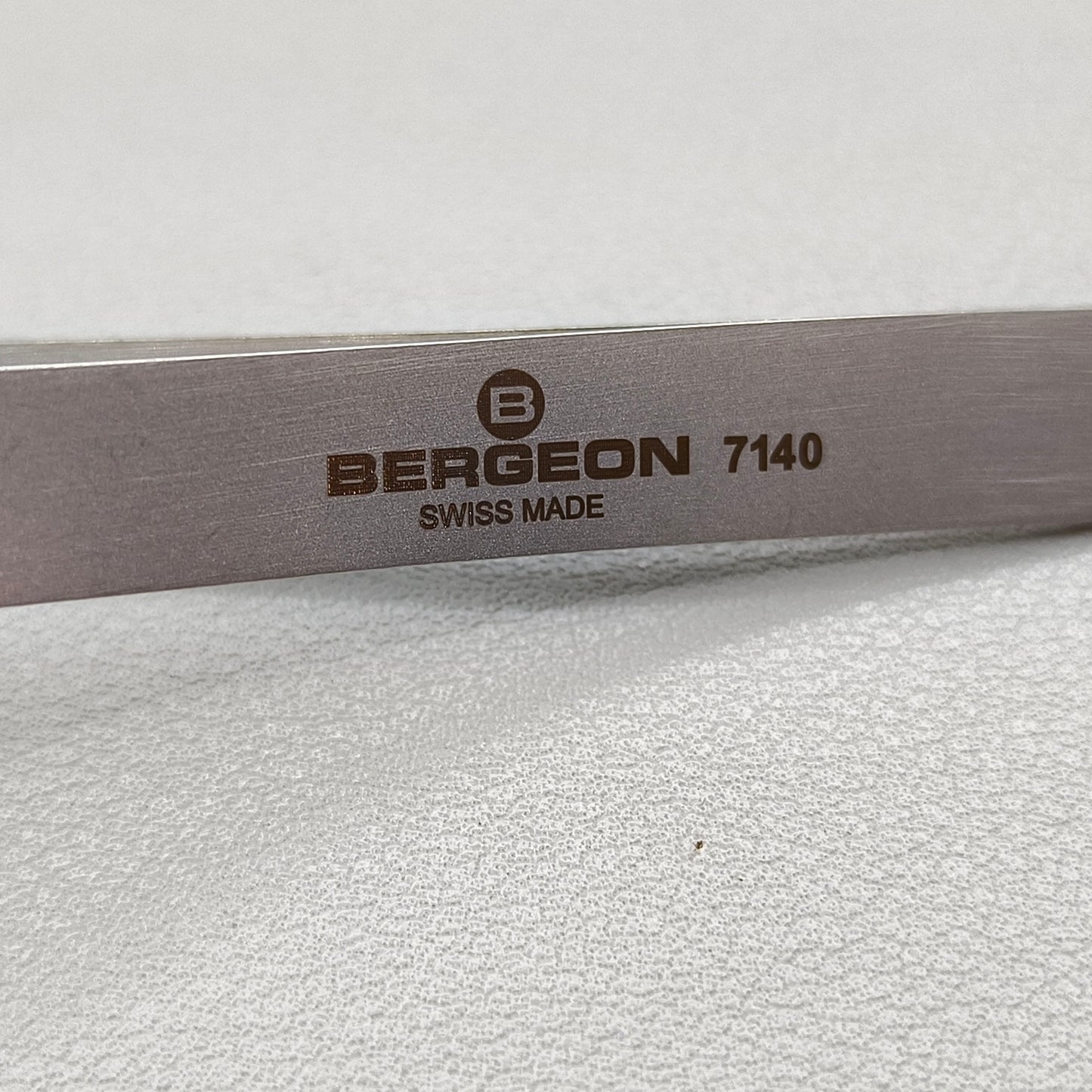 Swiss Bergeon 7140 Cross Locking Tweezers for Crystals and Dials