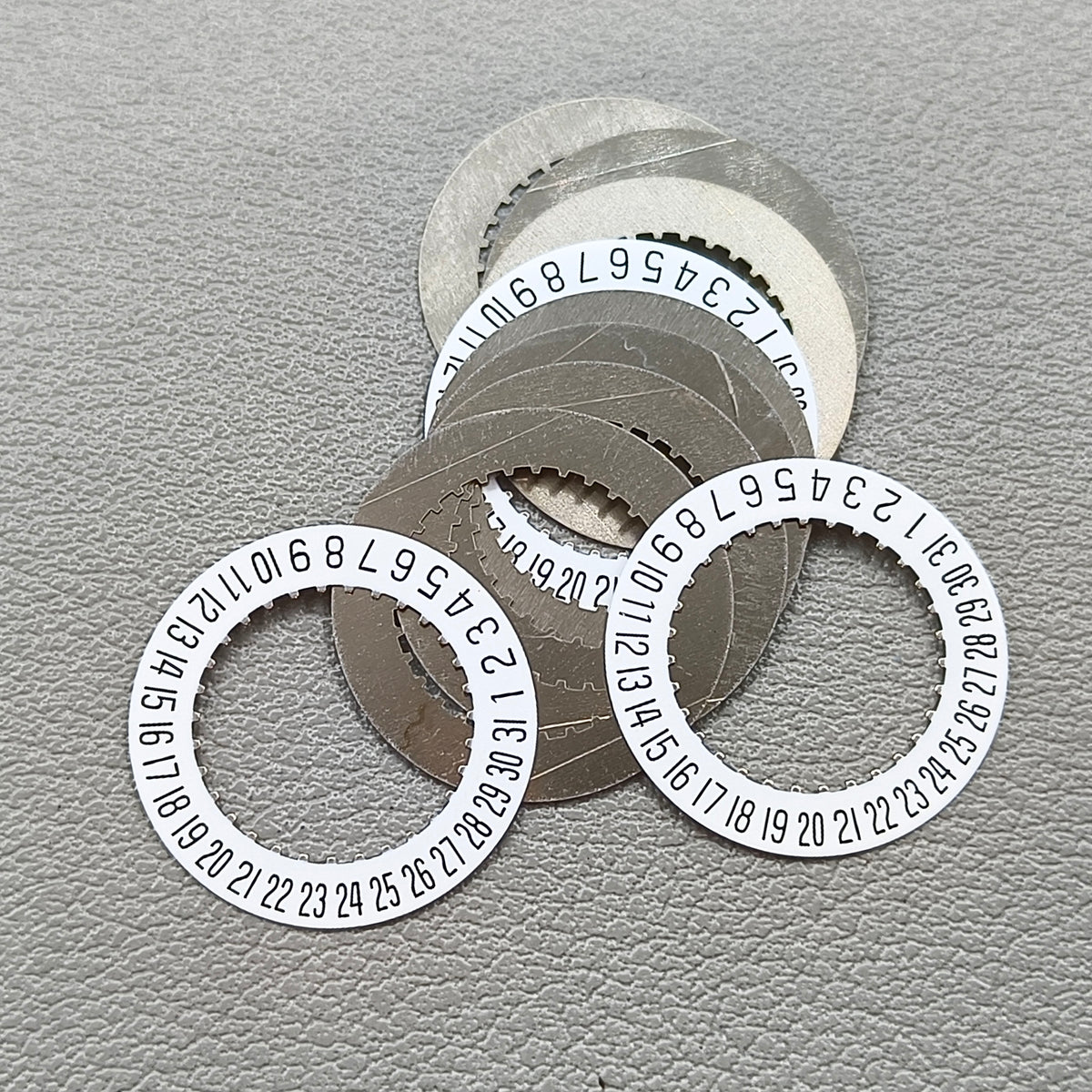 2 PIECES White Date Disk Wheel Date Wheel Date@6 for ETA 956.412 Movement