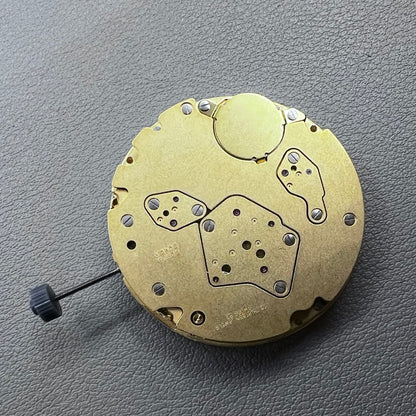 Swiss Ronda 8040N quartz movement for precise timekeeping in watch accessories.