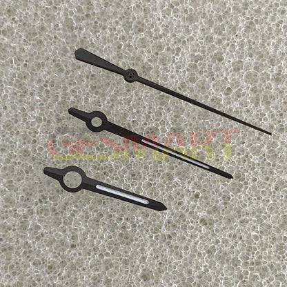 Green luminous watch hands with black trim, compatible with NH35/NH36/4R/7S movements for accurate timekeeping.