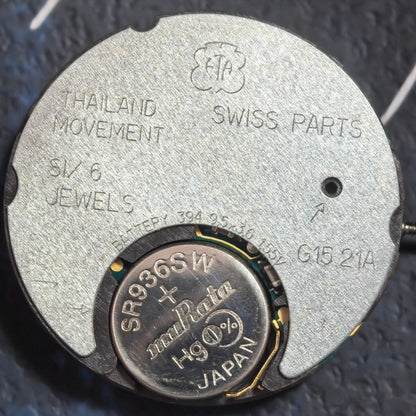 Swiss Part ETA G15.21A Quartz Movement Date At 4 Watch Part