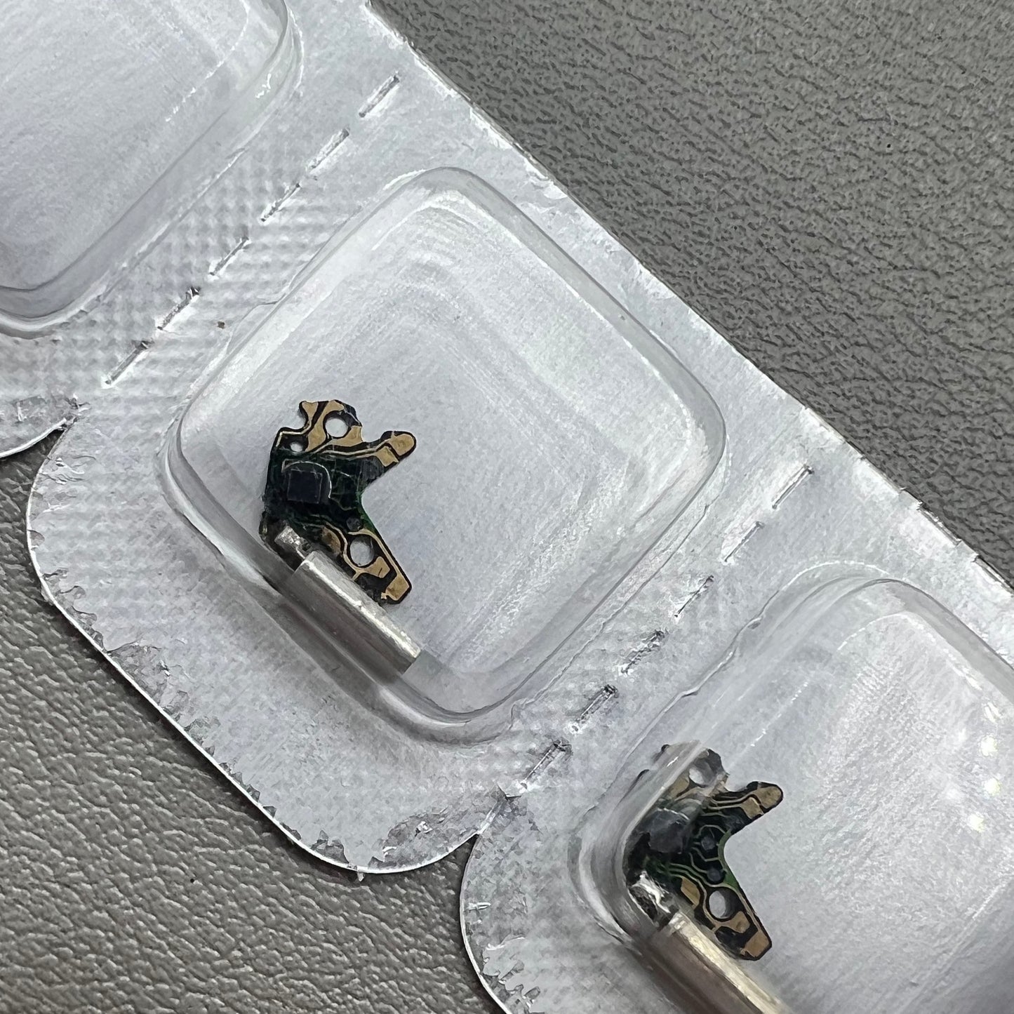 1. Circuit board set for Miyota 1M02/1M12/1L02/1L12 watch movement, compatible generic parts.  