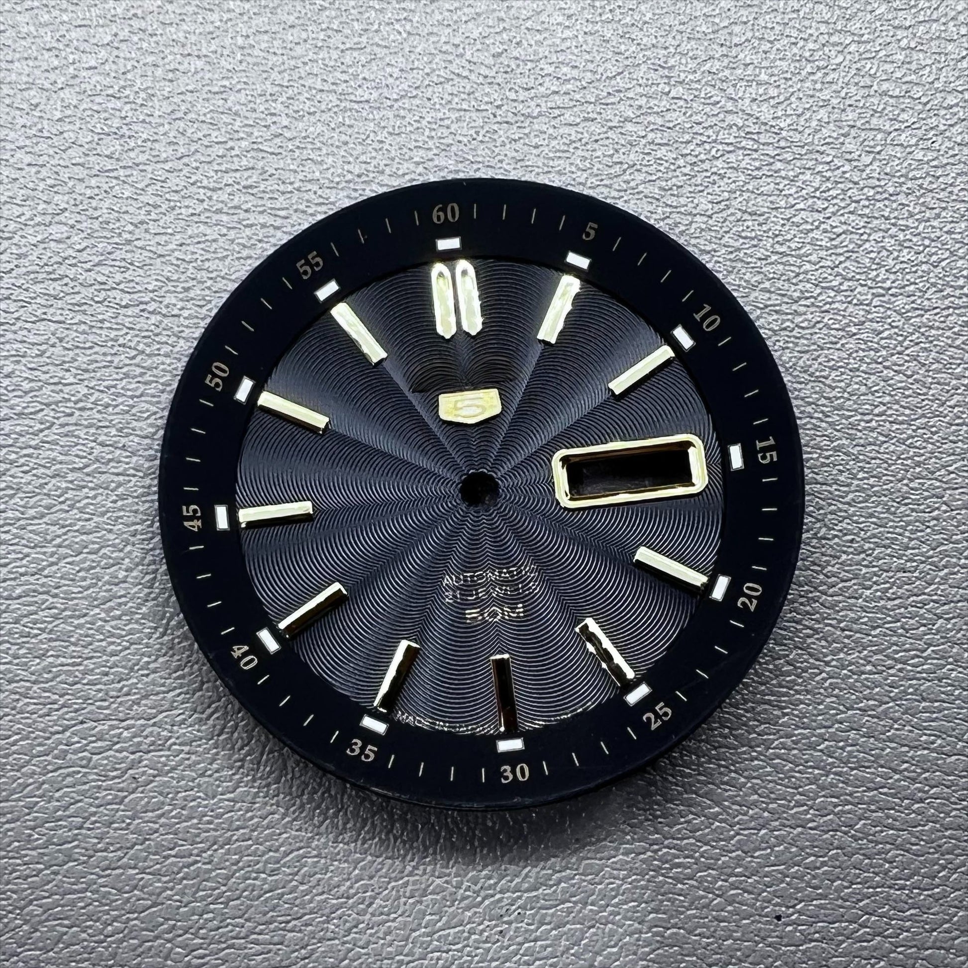 Silver 35.5mm vintage watch dial with green luminous nails, compatible with NH35 NH36 movements