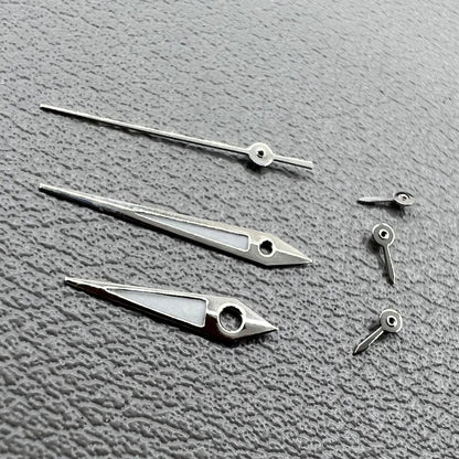 Pfeilf�rmige gr�ne, leuchtende Zeiger im 2er Set mit silbernen Akzenten f�r X3J X9J Uhren