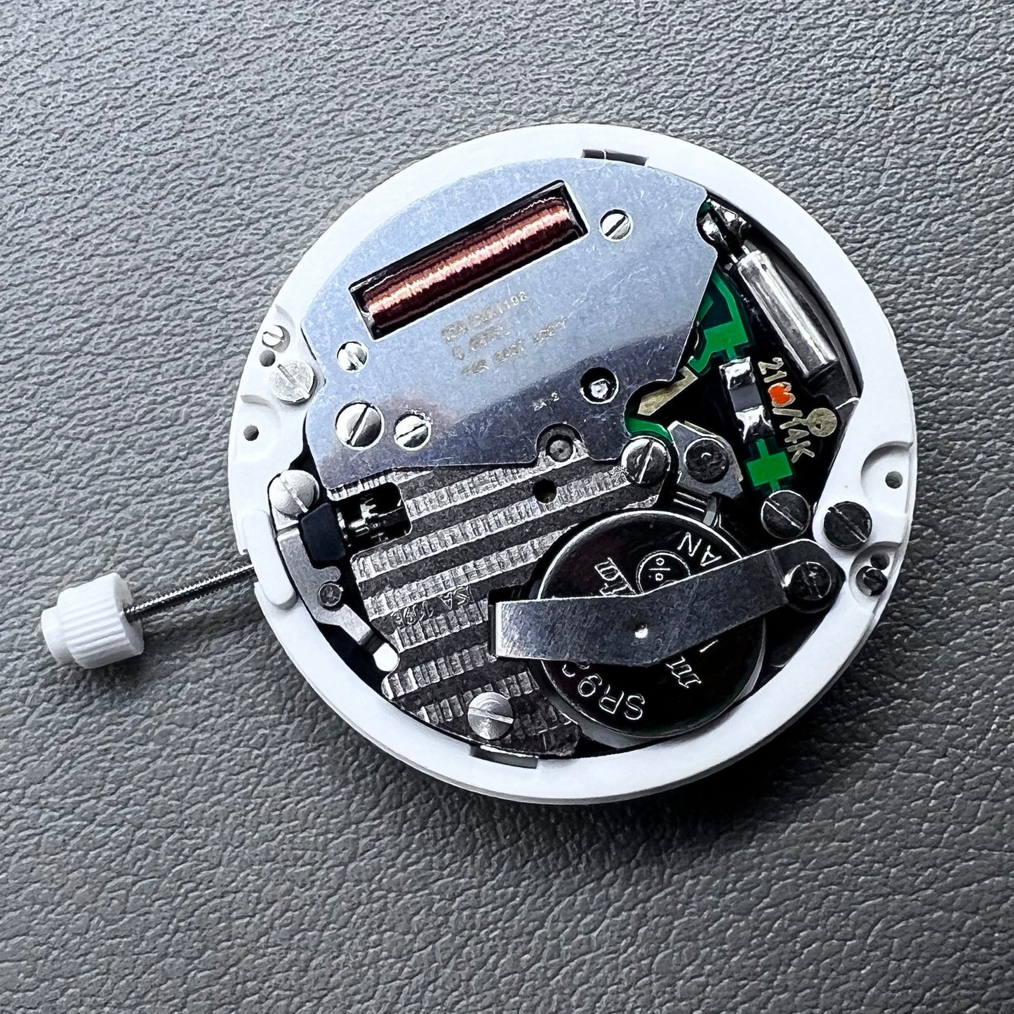 Swiss ISA 1198 watch movement with day-date feature, white dial, date at 3 o?clock.