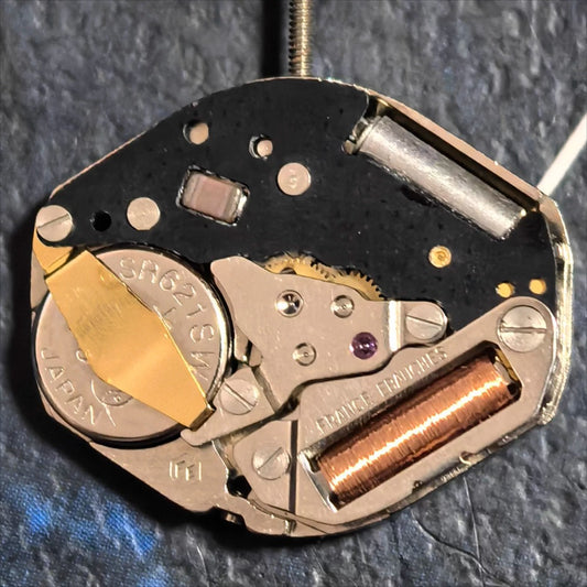 Frech FE6120 Quartz Movement 3 Hands Black Circuit Board Old Stock