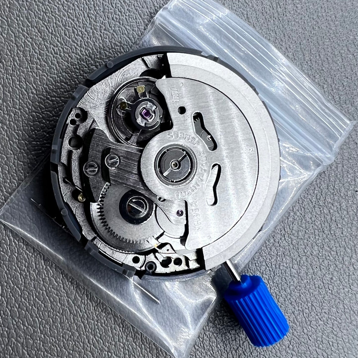 Seiko NH35 NH35A Golden Date Automatic Mechanical Movement SKX007 Crown@3.0