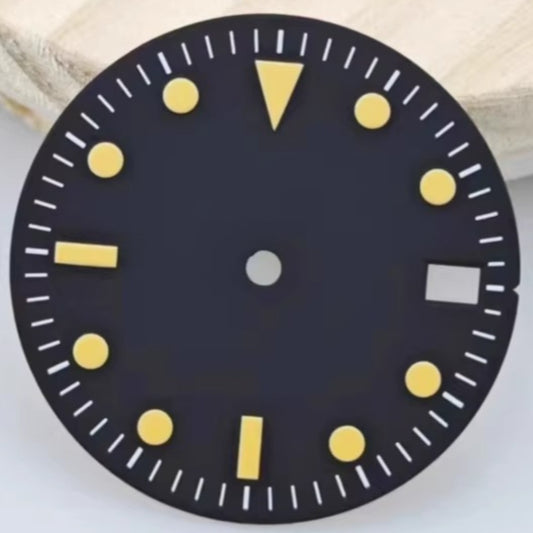 28.5mm No Font Single Calendar Green Lume Watch Dial Fit for NH35/NH36/4R35 Movement