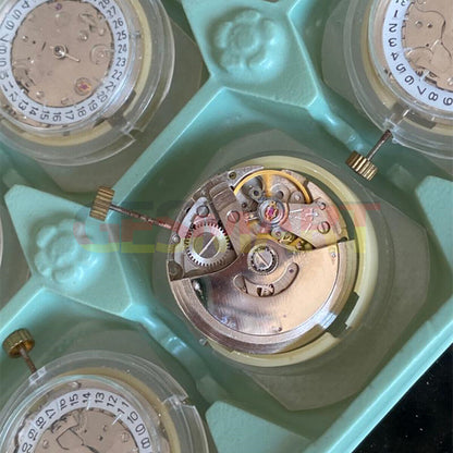 Shanghai 8120 automatic mechanical watch movement showcasing precision craftsmanship for disassembly practice by Shanghai brand.