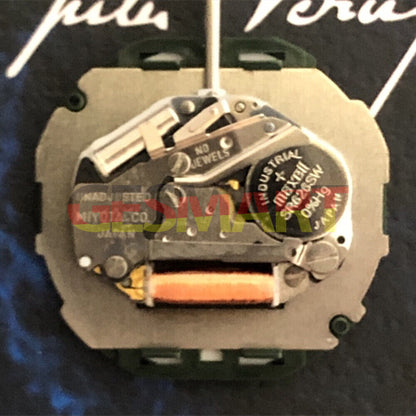 Miyota 2105 quartz movement watch with white dial and red point markers, ideal for precise timekeeping.