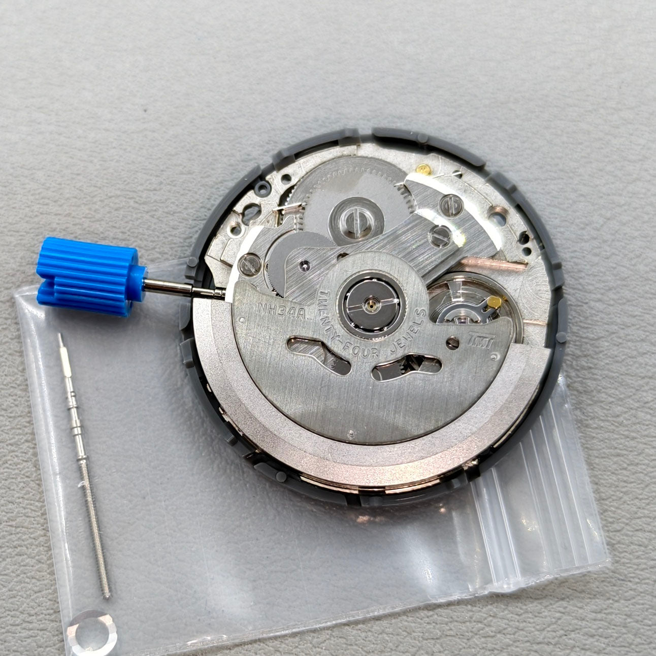 Seiko NH34 Automatic Mechanical GMT Movement Hacking Seconds Red Font Number