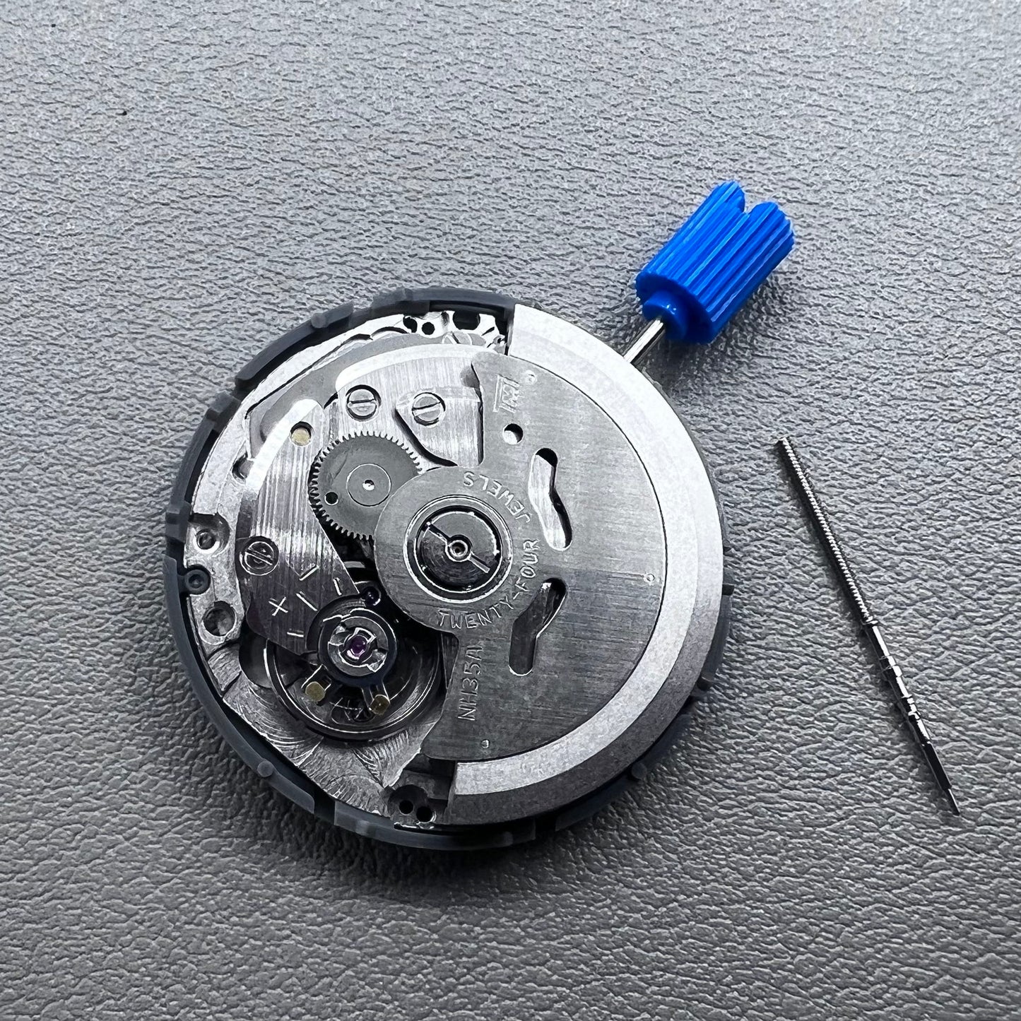 Japan NH35 Black Disk Mechanical Automatic Wrist Watch Movement Date@6