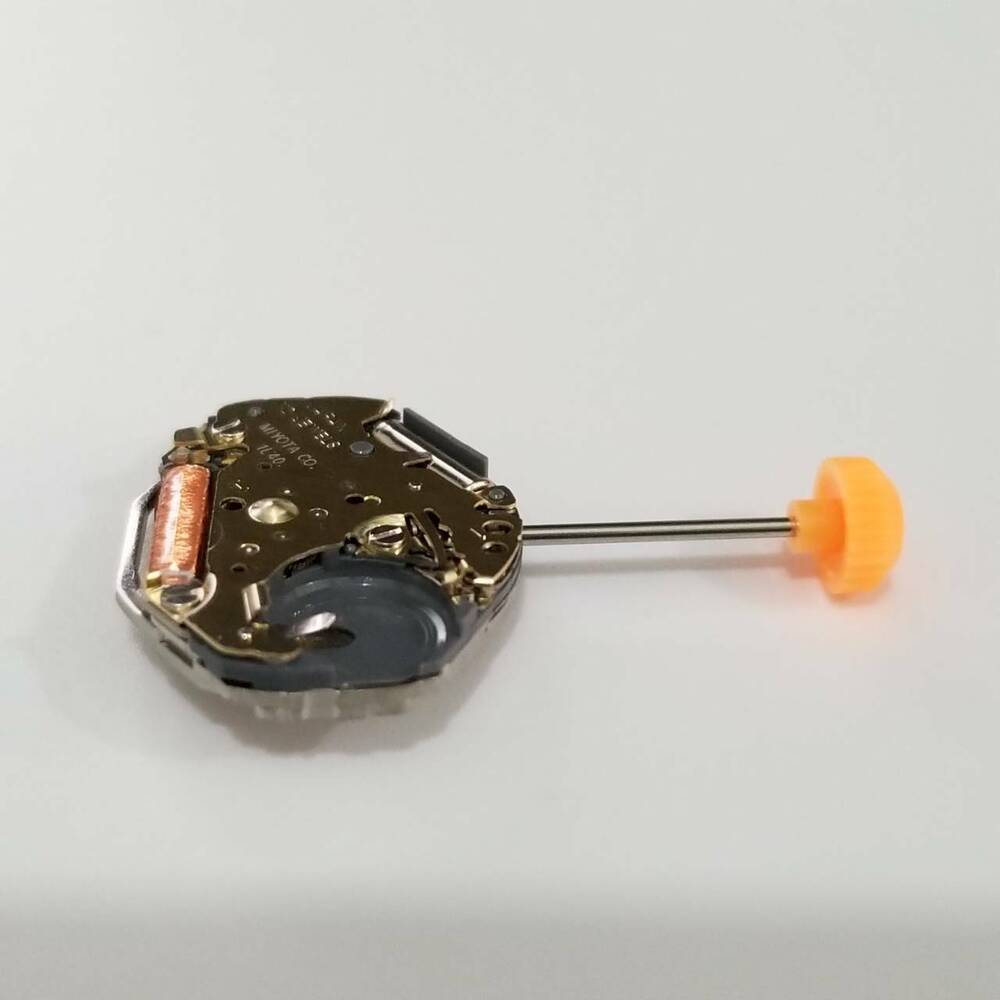 Miyota 1L40 Quartz watch movement by Citizen, ideal for precise repairs and reliable maintenance.