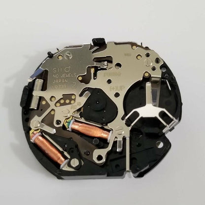 Hattori Epson VD33A quartz watch movement, Japan-made repair part for accurate timekeeping.